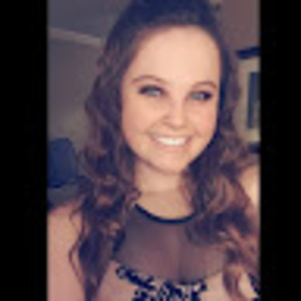 Meet your Posher, Catie